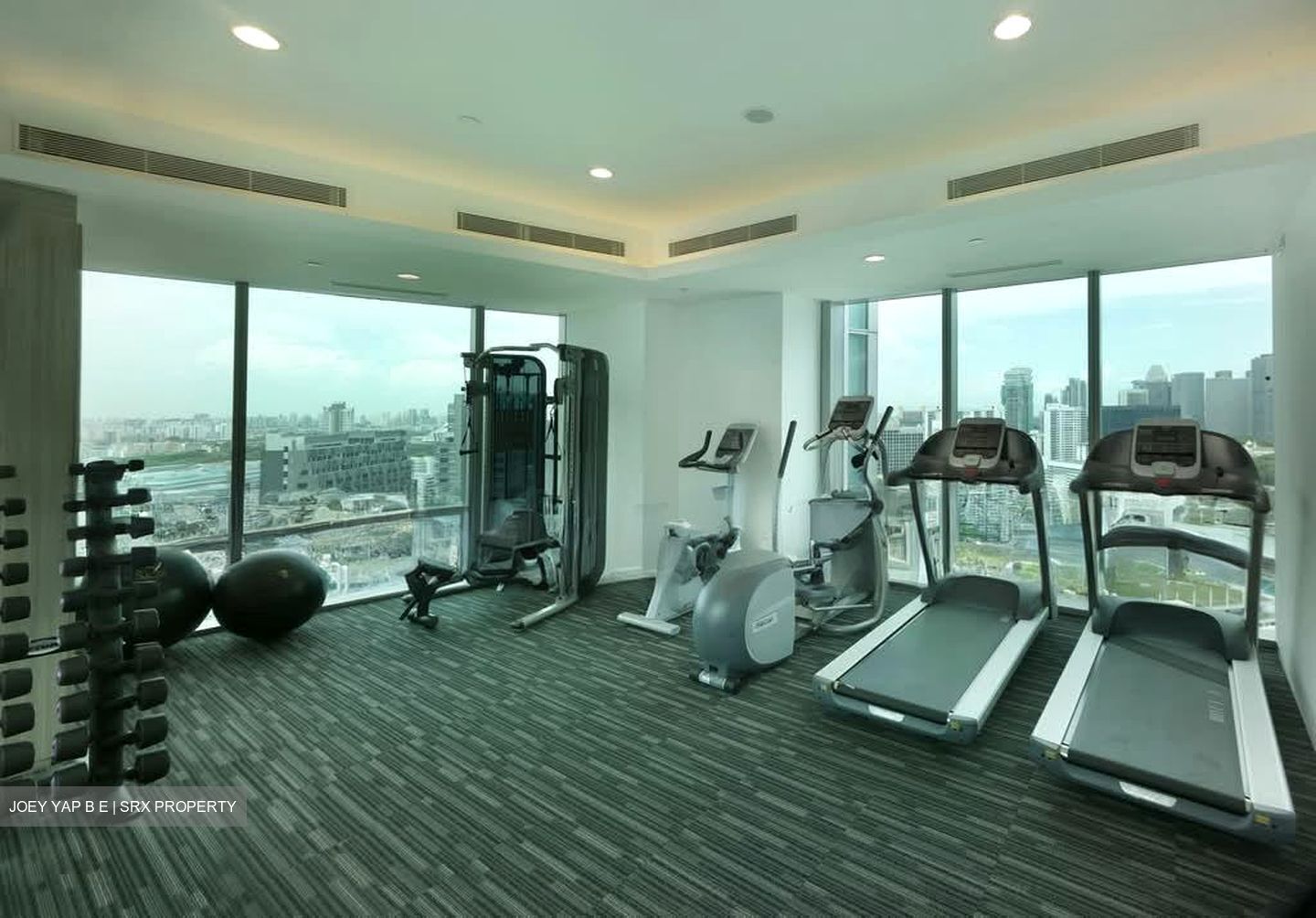 Arc 380 (D8), Office #541230621
